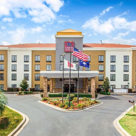 Comfort Suites Clinton Near Presbyterian College Exterior foto